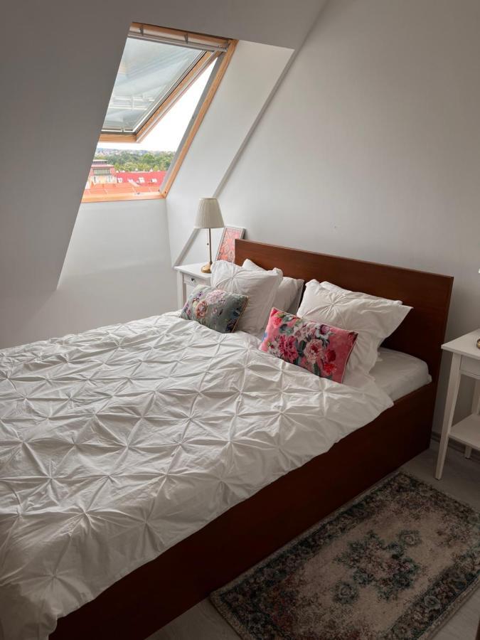 Panorama View Apartment In City Center Hévíz Екстериор снимка